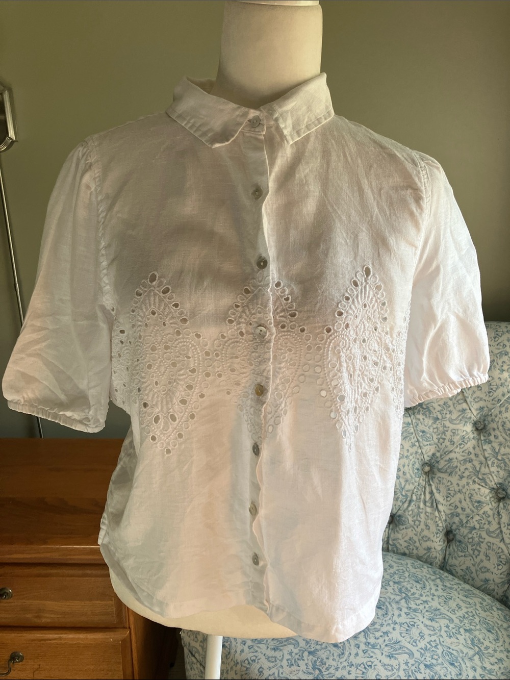 Joie White Eyelet Detail Linen Short Sleeve Top Blouse sz L